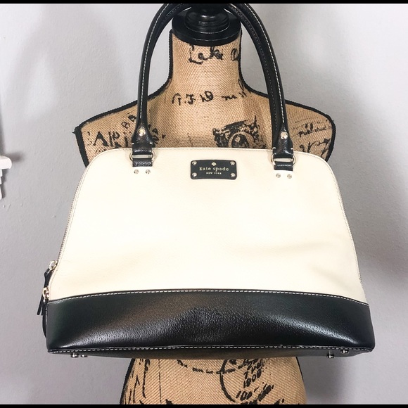 kate spade Handbags - KATE SPADE LARGE SATCHEL BAG